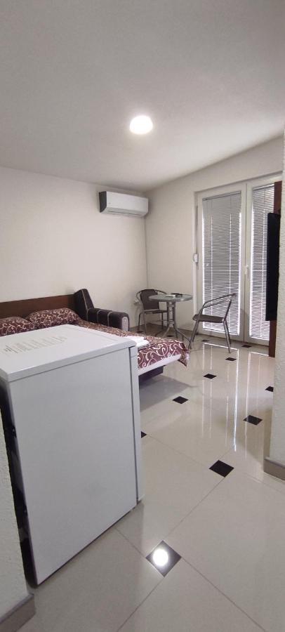Alp Apartment Ohrid Exterior photo